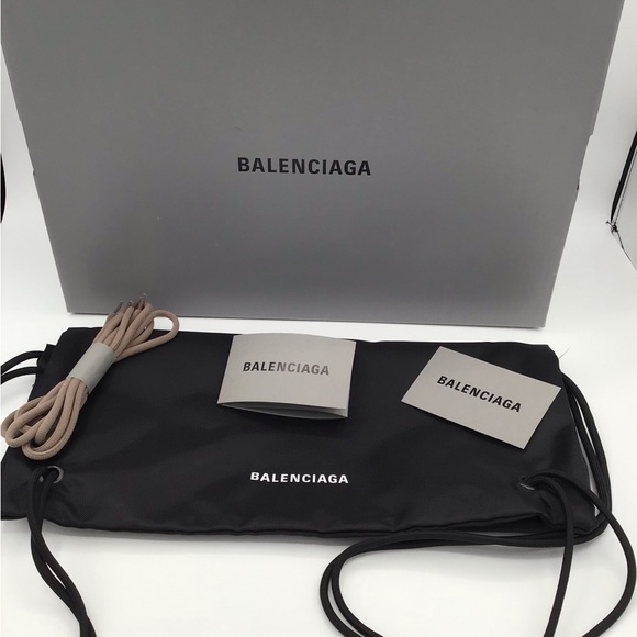Balenciaga track three sneaker - Picture 3 of 11
